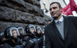 Виталий Кличко: «Печерский районный суд принял решение, в котором фактически запрещает мне приходить на Майдан»