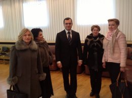 Женщины-депутаты требуют отставки Захарченко