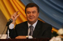 Янукович подписал закон об обеспечении населения топливом