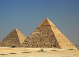 Эксперт предложил ряд теорий возведения пирамид в Египте