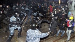 В оппозиции назвали возможные сценарии разгона Евромайдана