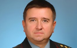 Янукович уволил командующего Сухопутными войсками