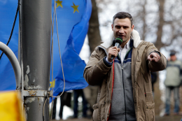 Виталий Кличко: "Вы нужны здесь, чтобы победила Украина, а не Янукович" (ВИДЕО)