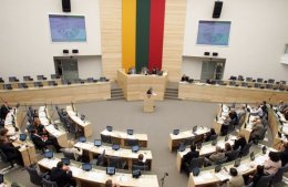 Литва призывает ЕС рассмотреть санкции против украинской власти