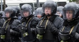 Количество правоохранителей на улице Грушевского значительно сократилось
