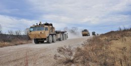 Армия США провела испытания тяжелой военной техники без водителей