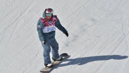 Российский сноубордист раскритиковал трассу для слоуп-стайла в Сочи (ВИДЕО)