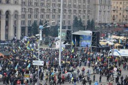 На вече в Киеве решили создать отряды самообороны по всей Украине