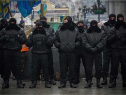 На Майдане появился собственный спецназ