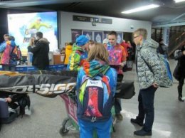 В аэропорту Сочи задержали украинских горнолыжников