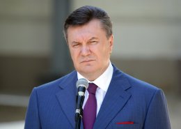 Виктор Янукович улетел в Харьков