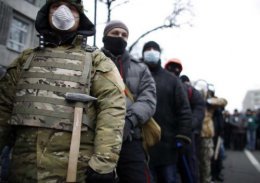 В центре Киева иностранец напал на отряд самообороны и обвинил их в грабеже