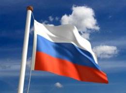 Россияне-провокаторы водружают флаг России в Луганске (ВИДЕО)