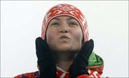 Дарья Домрачева добыла первую победу после Олимпиады в Сочи