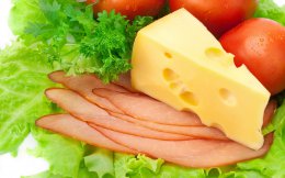 Ученые приравняли сыр и мясо к никотиновой зависимости