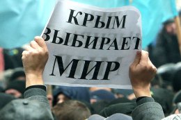 Крымчан угрозами заставляют идти на референдум
