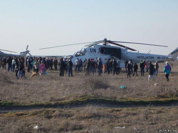 В Арабатскую стрелку прилетели украинские боевые вертолеты (ФОТО+ВИДЕО)