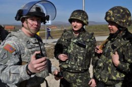 Украина усилила защиту на границе с Россией (ВИДЕО)
