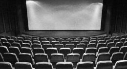 В кинотеатрах Крыма в ближайшее время нельзя будет смотреть американские фильмы