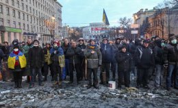 На Майдане введен комендантский час