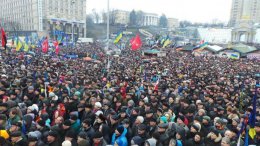 На киевском Майдане требуют отставки руководства силовых структур