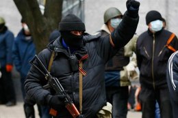 На окраине Славянска происходят вооруженные столкновения