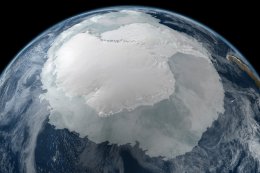 Ученым удалось найти причину более низких температур в Антарктиде по сравнению с Арктикой