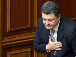 Штаб Порошенко просит кандидатов с низким рейтингом отказаться от выборов