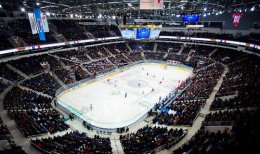 Чемпионат мира по хоккею: Швеция и Россия - лидеры в своих группах