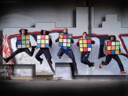 Пять фактов о знаменитом кубике Рубика (ФОТО)