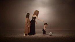 Шакира снялась вместе с маленьким сыном в новом видеоклипе (ВИДЕО)