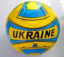 Благодаря чему украинский футбол до сих пор существует?
