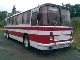 Под Мариуполем обстреляли рейсовый автобус ЛАЗ