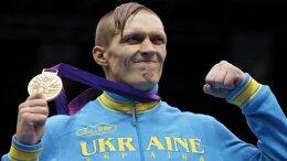 Украинский боксер Александр Усик планирует переехать жить в США