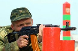 Украинских пограничников расстреливают с территории РФ