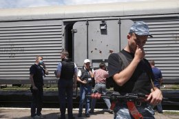 В Харьков прибыл поезд с телами погибших в авиакатастрофе «Боинга» (ВИДЕО)
