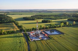 Украина самоустраняется от участия в проектах Shell и Chevron по добыче сланцевого газа