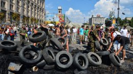 На вече активисты потребовали от власти объявить виновных в попытке зачистить Майдан