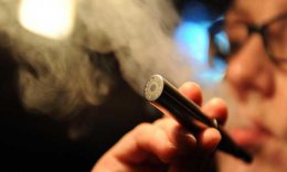 В Великобритании люди все чаще становятся жертвами электронных сигарет