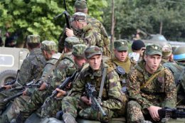 Украинские военные подтягивают силы ближе к Мариуполю (ВИДЕО)