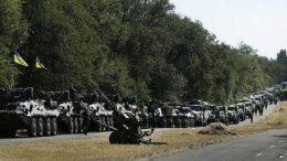 Мариуполь укрепляют: ждут российских танков и солдат