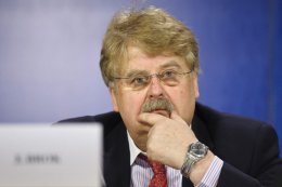 Евросоюз может ввести новые санкции против России, - Брок