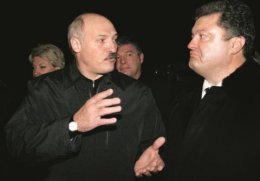 Лукашенко ждет Порошенко на саммите СНГ
