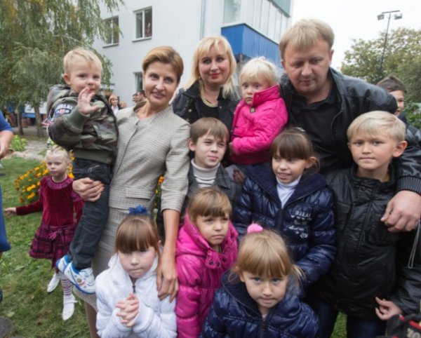 Первая леди посетила Киевский областной центр социально-психологической реабилитации (ФОТО)