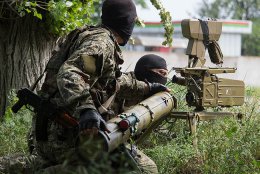 Боевики «ДНР» перестреливаются с армией России