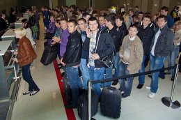 Чехию массово покидают украинцы для защиты родины