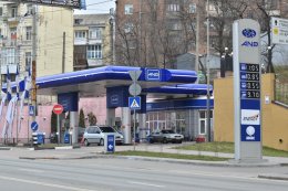 Обвальное падение цен на нефть может сыграть на руку украинским водителям