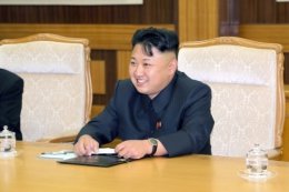 Лидер КНДР Ким Чен Ын впервые за 40 дней появился на публике