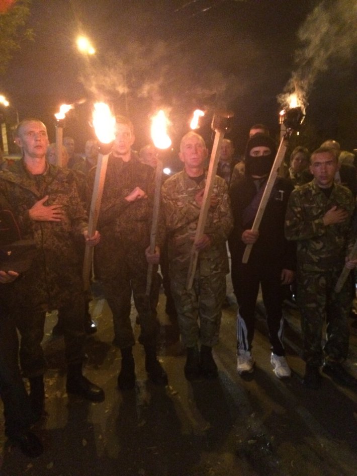"Правый Сектор" Ровенщины провел марш ко дню создания УПА (ФОТО)