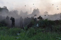 Украинские военные не сдают своих позиций в аэропорту Донецка